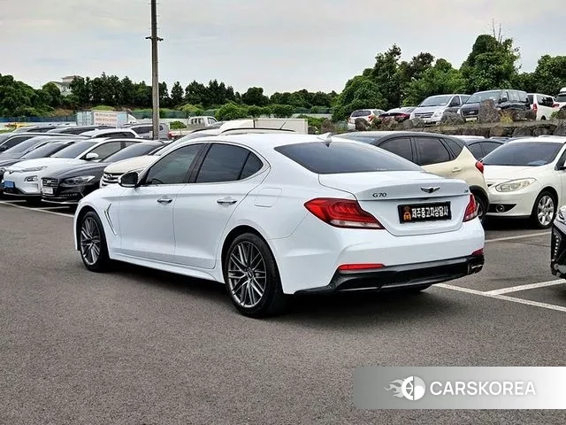Genesis G70 id 3019055 из Кореи 13