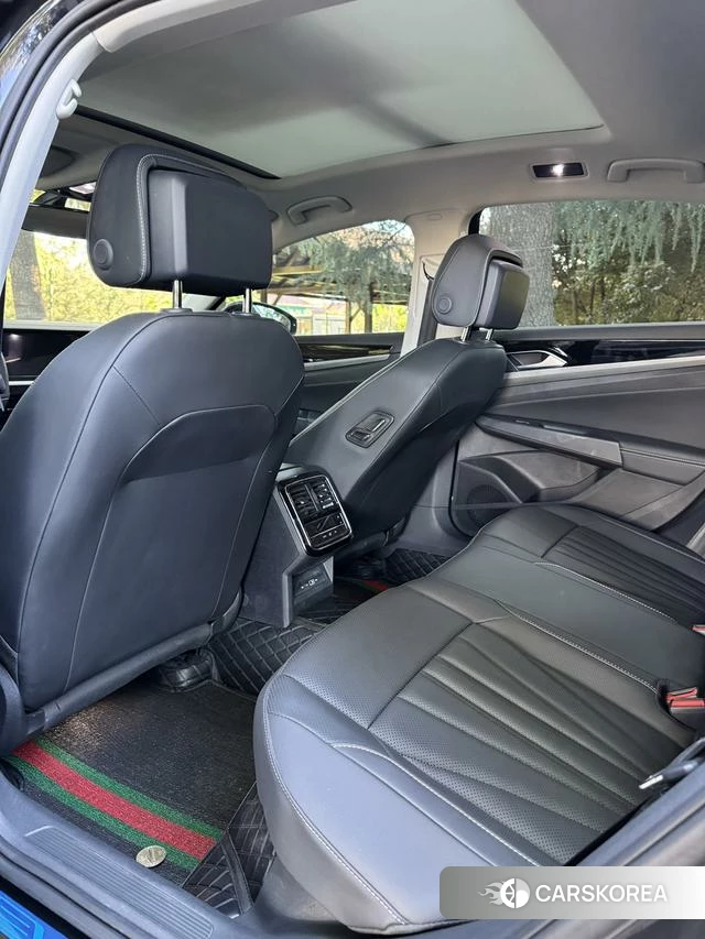 Volkswagen Passat 2026 Черный из Китая, фото 6