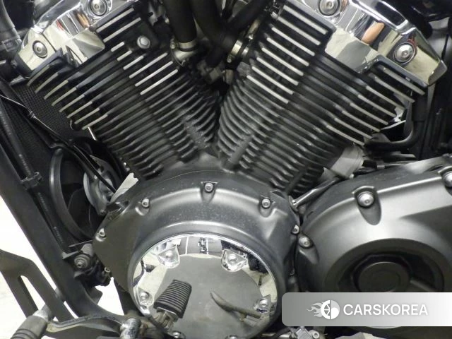 Engine photo
