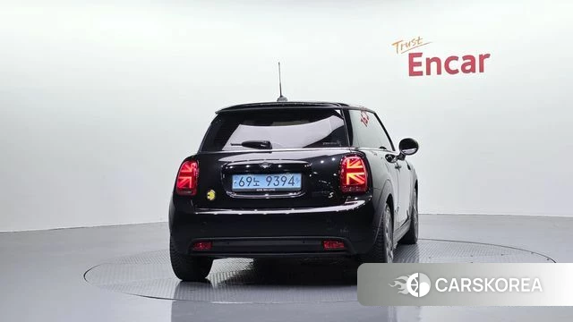 Mini Cooper Electric id 4623693 из Кореи 14