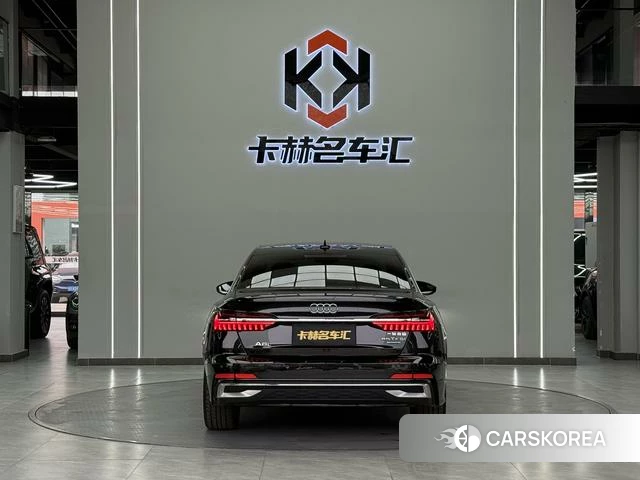 Audi A6L id 4329196 из Китая 10