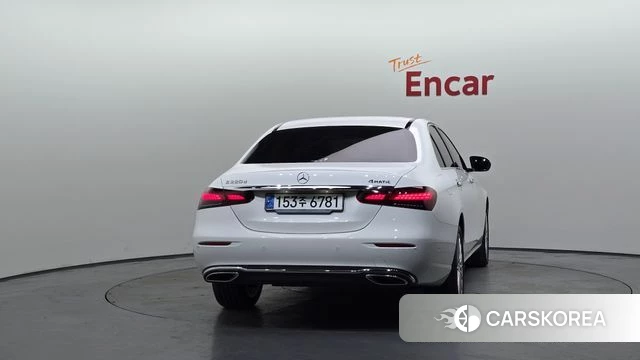 Mercedes-Benz E-Class W213 id 4762943 из Кореи 29