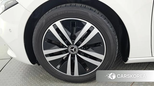 Mercedes-Benz A-Class W177 id 4619431 из Кореи 24