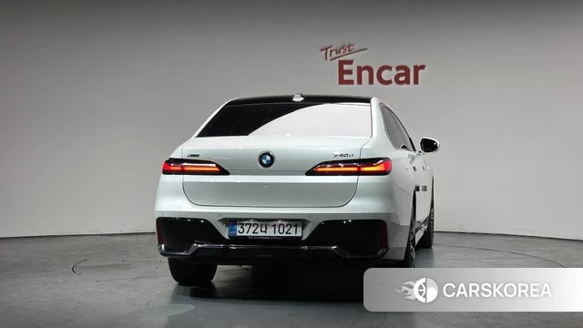 BMW 7 Series (G70) id 3810844 из Кореи 14