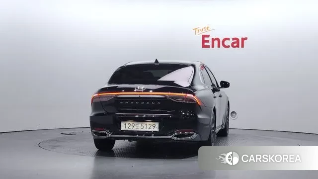 Hyundai The New Grandeur IG id 3463781 из Кореи 14