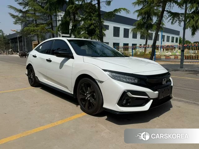 Honda Civic 2022 Белый из Китая, фото 4
