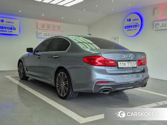 BMW 5 Series (G30) id 3209887 из Кореи 14