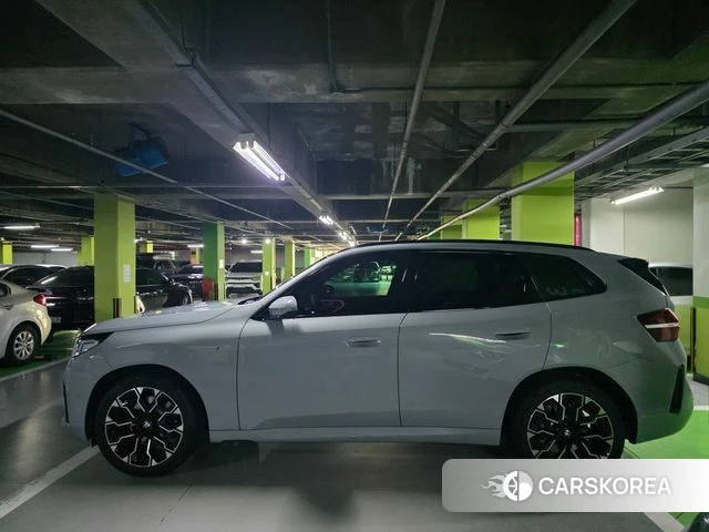 BMW X3 (G45) 2026 Светло-серебряный цвет из Кореи, фото 4