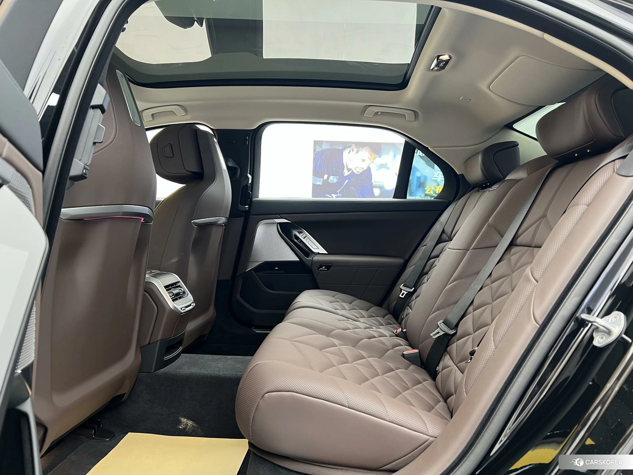 BMW 7 series id 4453879 из Китая 33