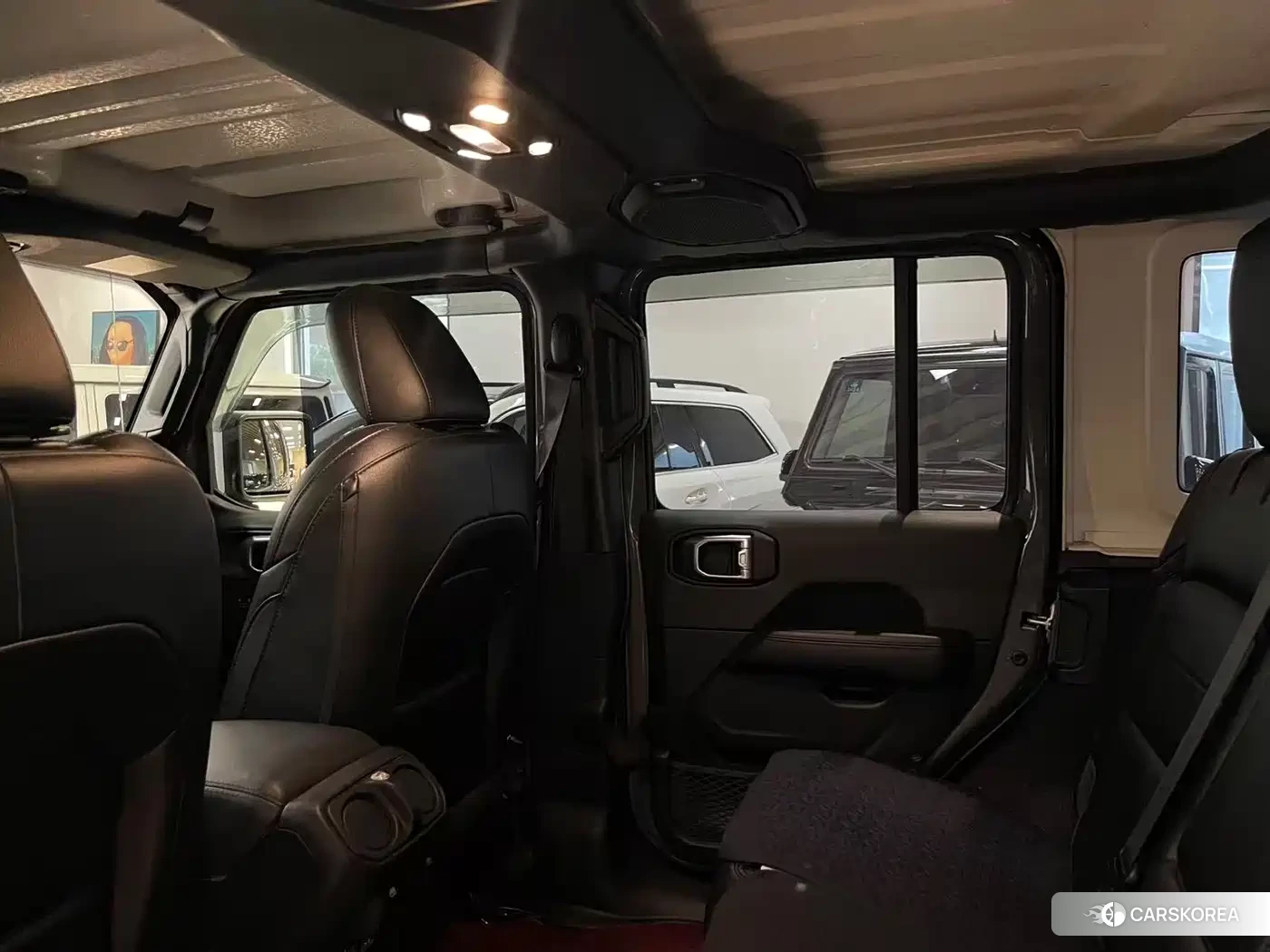 Jeep Wrangler id 4570799 из Китая 15