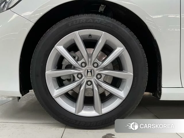 Honda Accord id 4235755 из Китая 13