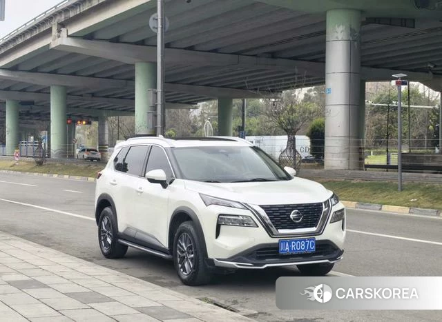 Nissan Qijun 2022 Белый из Китая, фото 4