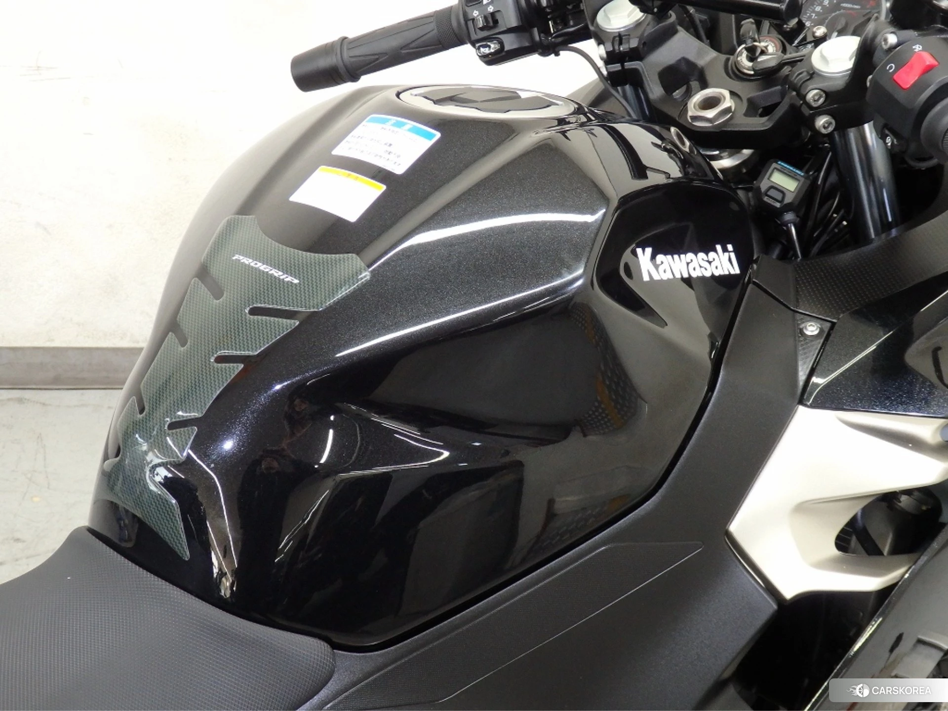 Kawasaki Ninja 400-2 id 3950410 из Японии 25
