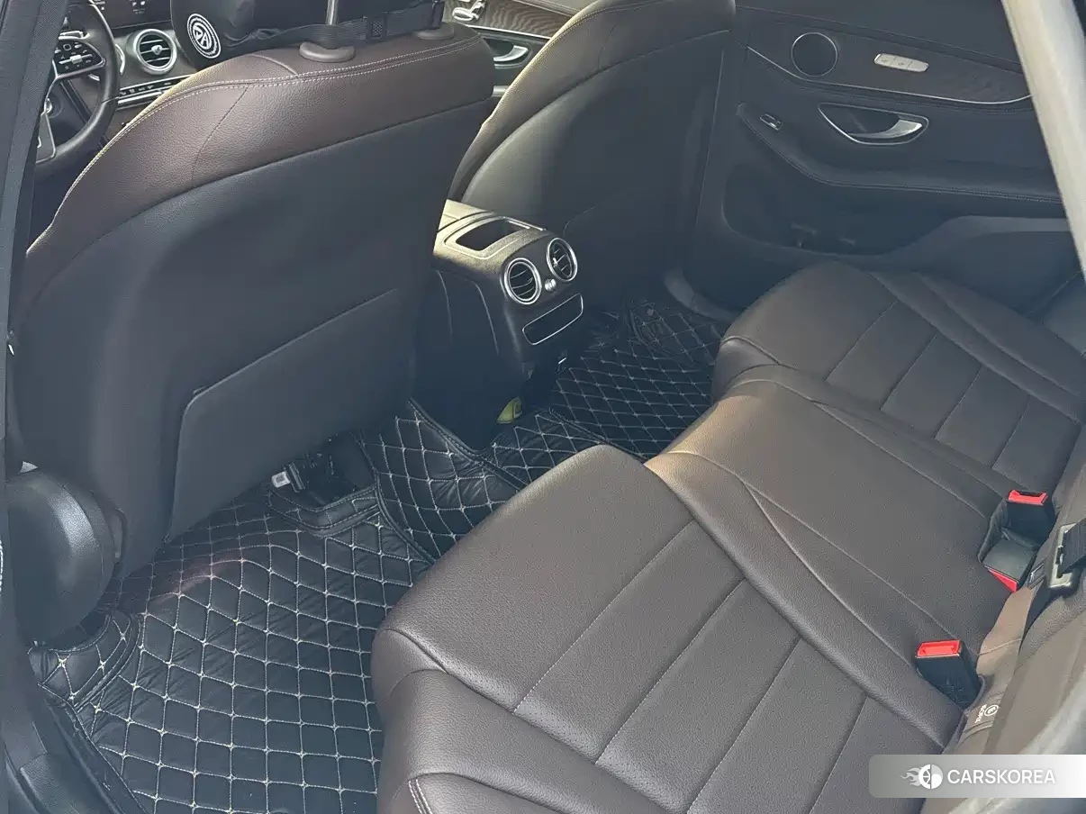 Mercedes-Benz GLC 2019 Черный из Китая, фото 4