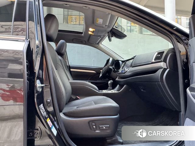 Toyota Highlander id 4213569 из Китая 7