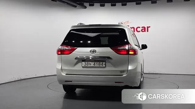 Toyota Sienna id 3418253 из Кореи 14