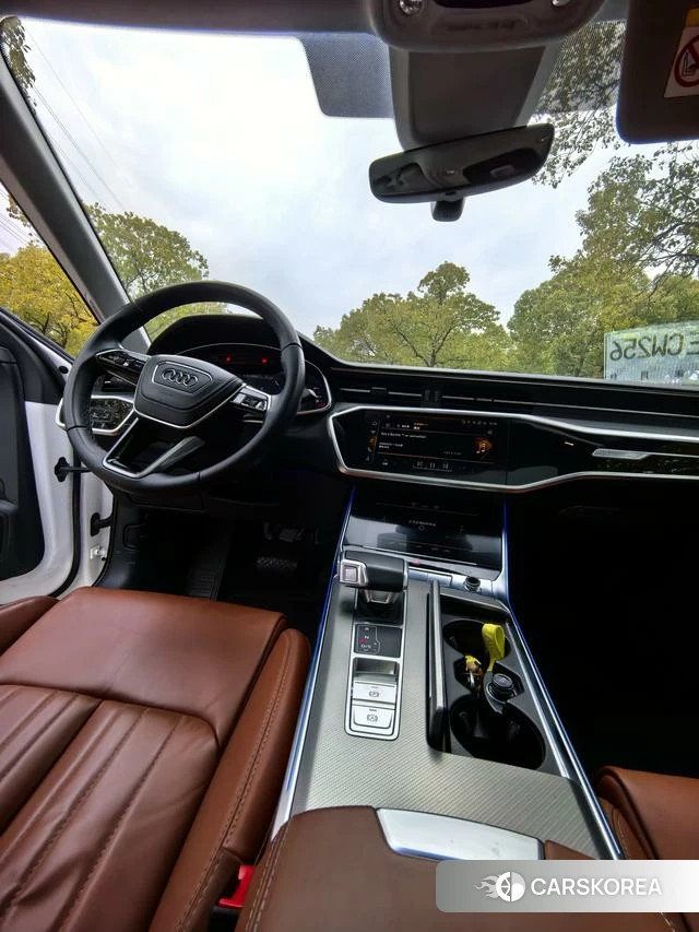 Audi A6L id 3890648 из Китая 7