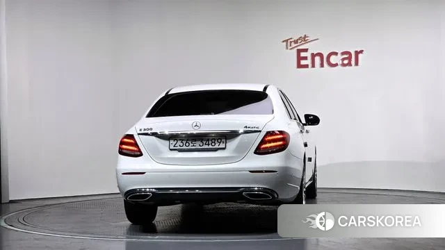 Mercedes-Benz E-Class W213 id 3661309 из Кореи 14
