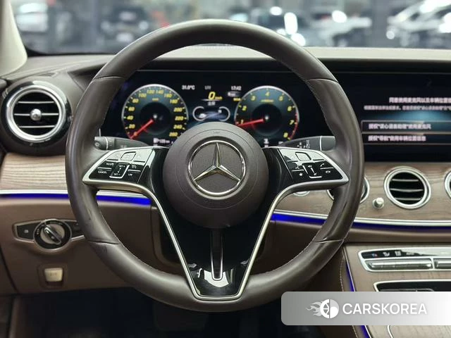 Mercedes-Benz E-class id 4290413 из Китая 10