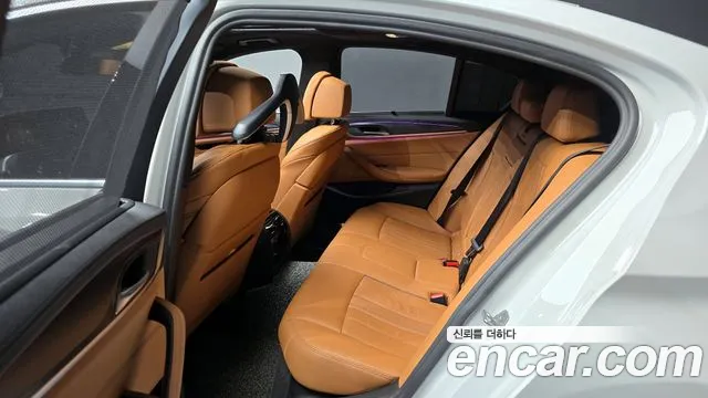 BMW 5 Series (G30) id 2668032 из Кореи 14