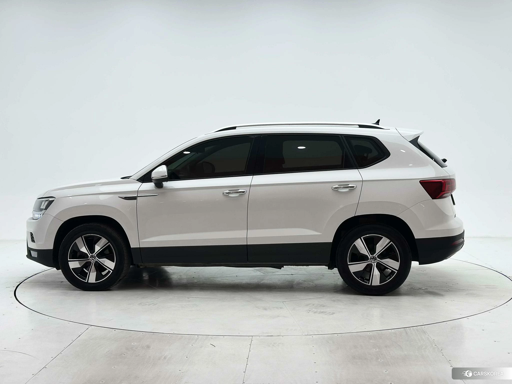 Volkswagen Tharu id 4473500 из Китая 18