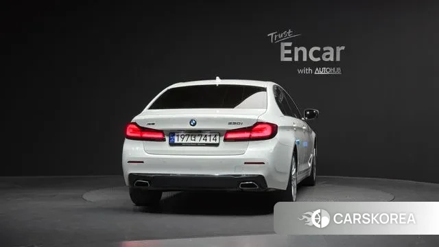 BMW 5 Series (G30) id 3560887 из Кореи 14