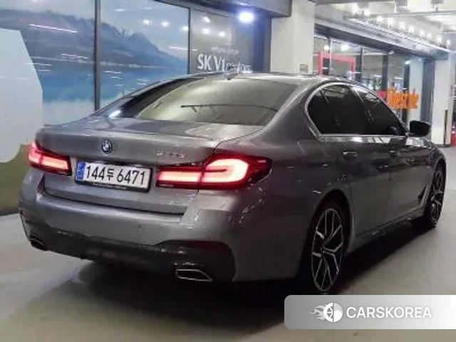 BMW 5 Series (G30) id 3053274 из Кореи 14