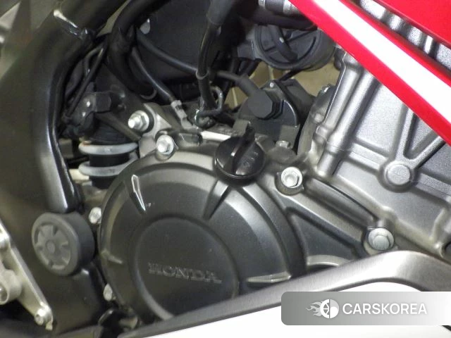 Engine photo