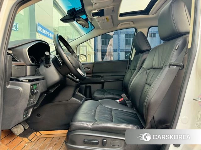 Honda Odyssey 2022 Белый из Китая, фото 6