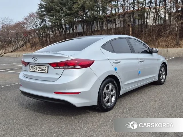 Hyundai Avante AD id 3723757 из Кореи 14