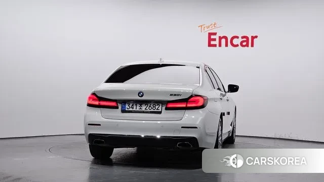 BMW 5 Series (G30) id 2931908 из Кореи 14