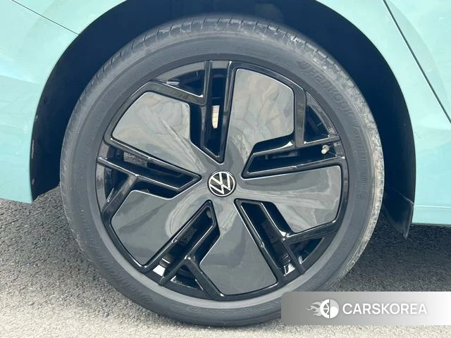 Volkswagen Passat id 4215204 из Китая 21