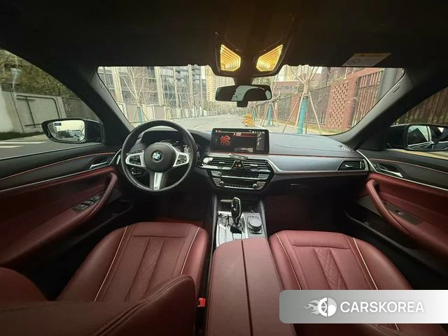 BMW 5 series 2021 Черный из Китая, фото 4
