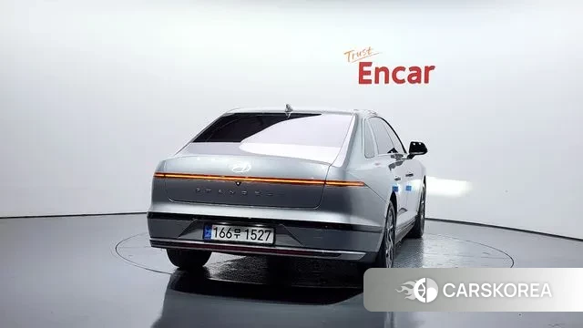 Hyundai Grandeur (GN7) id 3289550 из Кореи 14