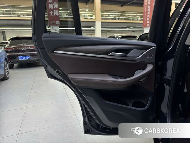 BMW X3 id 4333275 из Китая 9