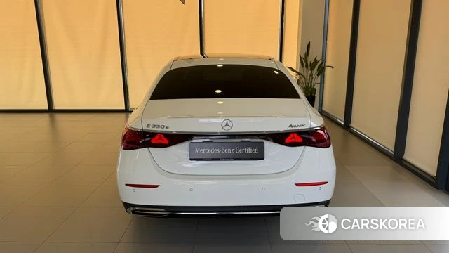 Mercedes-Benz E-Class W214 id 4833918 из Кореи 11