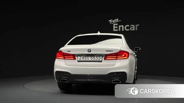 BMW 5 Series (G30) id 4693691 из Кореи 14