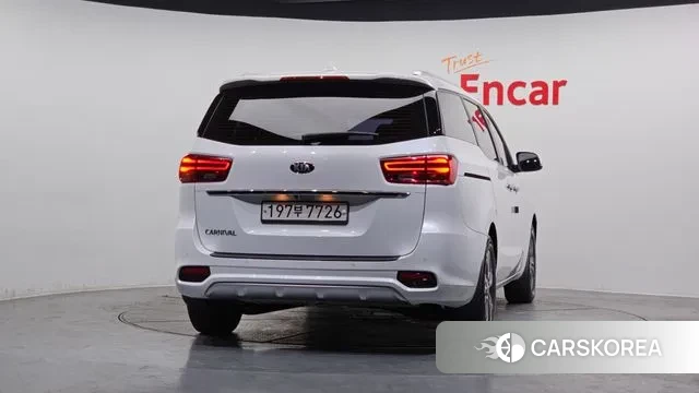 Kia The New Carnival id 3682553 из Кореи 14