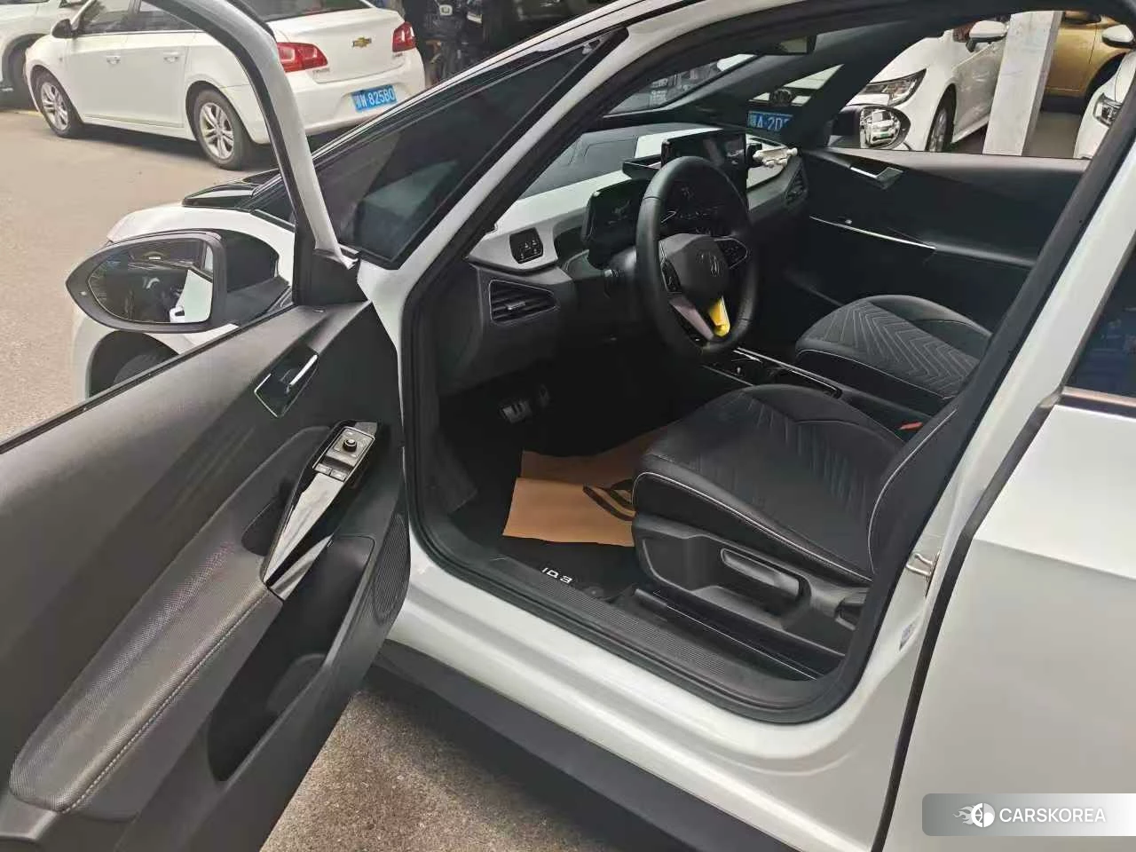Volkswagen ID.3 2024 Белый из Китая, фото 4