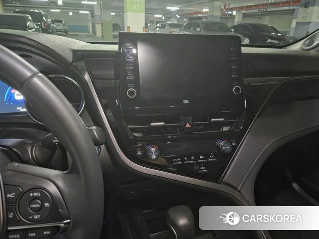 Toyota Camry (XV70) 2023 Серый из Кореи, фото 4