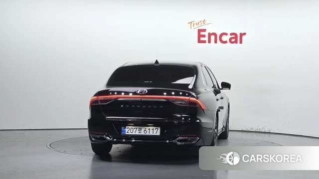 Hyundai The New Grandeur IG Hybrid id 4370673 из Кореи 24