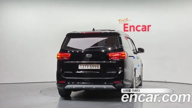 Kia The New Carnival id 2952035 из Кореи 14