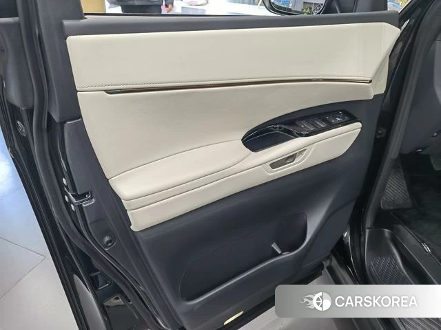Lexus LM 2026 Белый из Китая, фото 4