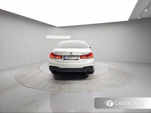 BMW 5 Series (G30) id 4476741 из Кореи 14