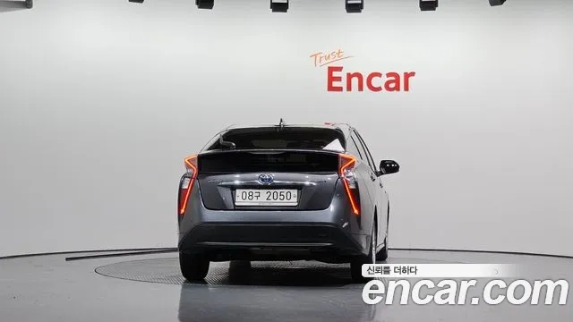 Toyota Prius 4th Generation id 2933028 из Кореи 14