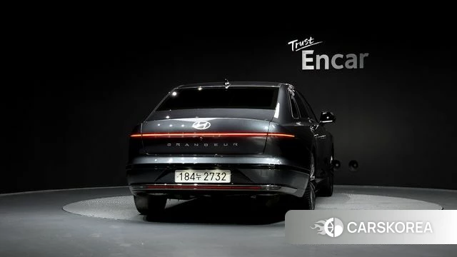 Hyundai Grandeur (GN7) id 3883802 из Кореи 14