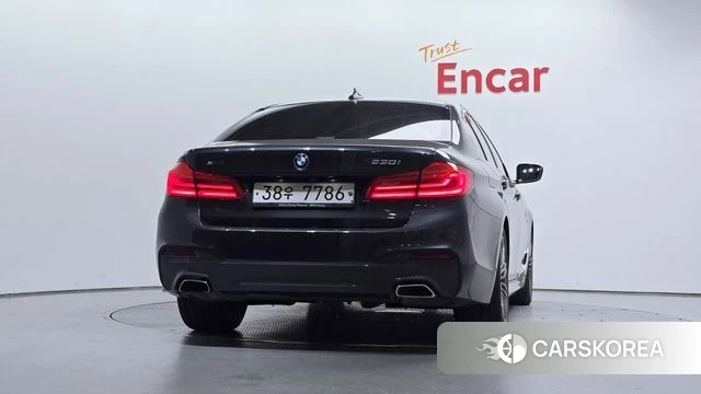 BMW 5 Series (G30) id 4471223 из Кореи 26