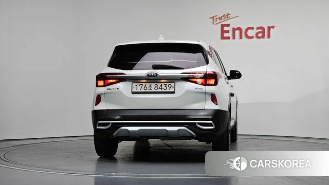 Kia Seltos id 4390151 из Кореи 14