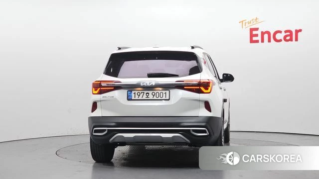 Kia Seltos id 4293342 из Кореи 27