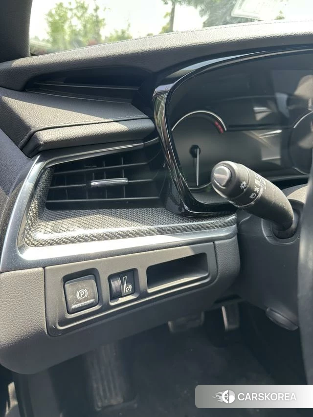 Cadillac XT5 id 4207135 из Китая 18